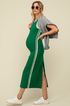 Green Sleeveless Contrasting Stripe Maternity Maxi Dress Eclectic Maternity Style, Stretch Sleeveless Maternity Dress, Casual Sleeveless Maternity Maxi Dress, Colorful Maternity Outfits, Designer Maternity Clothes, Maternity Street Style, Pregnancy Fashion, Preggo Fashion, Maternity Maxi Dress