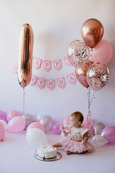 Идея для дня рождения One Year Baby Photoshoot, Baby Fashion Girl Newborn, Birthday Balloons Pictures, Birthday Decorations At Home