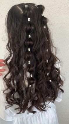 Hairstyle Examples, Vlasové Trendy, Hairstyles For Layered Hair, Hairdos For Curly Hair, Peinados Fáciles Para Cabello Corto, Hair Stylies, Hairdo For Long Hair, Hair Stylist Life, Easy Hairstyles For Long Hair