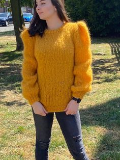 This mohair sweater is fitted but with a certain size Simple with only a work on the top of the sleeves Its yellow color is well rendered by the photos It is 60cm long And 50 cm wide Available immediately Or in other sizes and or color Model makes a size S This mohair is hairy which gives it all its charm difficult to bring out the hairs in the photos the same in white https://www.etsy.com/fr/listing/879341428/pull-mohair-pull-mohair-blanc-puff?ref=shop_home_active_1&frs=1 - maintenance: a 3 Winter Fitted Sweater With Balloon Sleeves, Fitted Mohair Sweater For Fall, Pull Mohair, Mohair Sweater, Yellow Sweater, Pullover Sweater Women, Yellow Color, Puff Sleeves, Pullover Sweaters