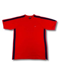 Rare Vintage 2K Nike T Shirt Size: XL Condition: Perfect Affordable Red Nike T-shirt, Shirt Nike, Nike T, Nike Vintage, Nike Tshirt, Vintage Nike, Austria, Gender Neutral, Jackets & Coats