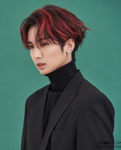 Burgundy Hair With Highlights, Kpop Hair Color, Red Hair Boy, Red Balayage Hair, Red Hair With Highlights, Black Red Hair, Brown Hair Men