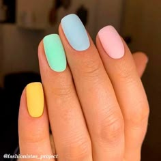 Acrylic Nails Pastel, Multicolored Nails, Kutek Disney, Pastel Nails Designs, Nails Nude, Nails White, Summer Acrylic Nails, Easter Nails, Short Acrylic Nails Designs