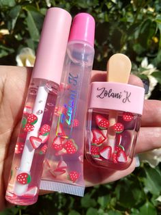 Lip Accessories, Lip Gloss Strawberry, Best Lip Gloss, Diy Lip Gloss, Lipgloss Lips