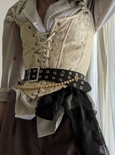 Druid Fashion, Bard Outfit, Ren Faire Outfits, Jude Duarte, Folk Of The Air, Pirate Outfit, Fair Outfits, Diy Vetement, Holly Black