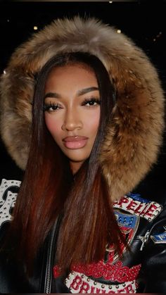 Angel Reese, Basketball Pictures, Angel Face, Wnba, College Basketball, Black Excellence, Ombre Hair, Black Women Hairstyles, Concert Outfit