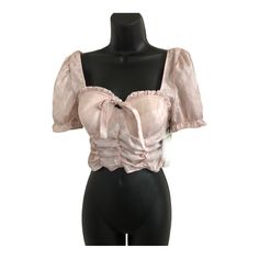 Haute Monde Pink Padded Cup Bust Tie Ruffled Puff Sleeve Crop Top Blouse Size Small New Too Cute Vixen Victorian Look Top Milkmaid Renaissance Strings Tie At Bust But Are Not Adjustable Padded Bust/Cups Smocked Back Haute Monde Pink Victorian Look Padded Cup Bust Tie Ruffled Puff Sleeve Crop Top Blouse Size Small New Feminine Fitted Puff Sleeve Top With Ruched Details, Feminine Fitted Ruched Puff Sleeve Top, Fitted Feminine Ruched Puff Sleeve Top, Fitted Puff Sleeve Top With Ruffles, Cropped, Fitted Cropped Puff Sleeve Top With Ruffles, Fitted Ruffle Puff Sleeve Crop Top, Fitted Puff Sleeve Crop Top With Ruffles, Puff Sleeve Top With Ruffles For Party, Fitted Crop Top With Ruffles And Puff Sleeves