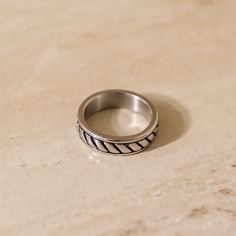 Di Vomo Silver Band Ring Available In Size 8, 9, 10 Silver Rings Men, Male Rings, Mens Rings, Mens Accessories Jewelry, Ring Color, Silver Band Ring, Men's Rings, Silver Man, Silver Band