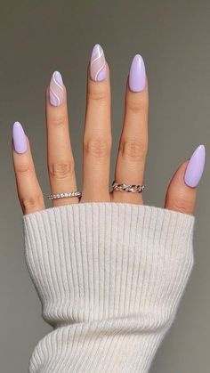 Lilac Nails Design, Simple Spring Nails, April Nails, Lilac Nails, Purple Nail Polish, Purple Nail Designs, Lavender Nails, Purple Nail, روتين العناية بالبشرة