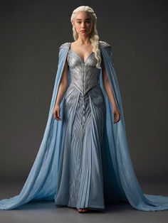 Game Of Thrones Outfit Inspiration, Game Of Thrones Inspired Outfits, Targaryen Fashion, Game Of Thrones Dresses, Targaryen Dresses, Daenerys Targaryen Outfits