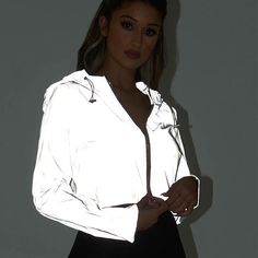 Reflective Cropped Jacket Women Streetwear Coat, Female Jacket, Short Coats Women, Reflective Jacket, Coat Trends, Casual Sport, Short Coat, Casual Coat, Hooded Coat