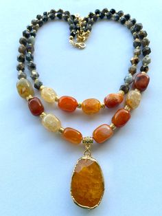 Unique Agate Beaded Necklaces As Gifts, Unique Agate Beaded Necklace As A Gift, Carnelian Gemstones As Gifts, Spiritual Agate Gemstones As Gift, Beaded Gold Gemstones For Gift, Gold Beaded Gemstones As Gift, Gold Beaded Gemstones For Gift, Artisan Agate Beaded Necklaces For Gifts, Beaded Pendant Necklace With Natural Stones For Gifts