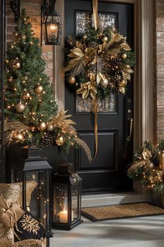 Sophisticated entryway featuring black and gold Christmas table decor and black gold and silver Christmas decor accents Christmas Decor Gold And Silver, Black And Gold Christmas Table, Elegant Outdoor Christmas Decorations, Black And Gold Christmas Party, Gold Christmas Table Decor, Silver And Gold Christmas Decor, Gold Christmas Table, Gold Wreath Christmas