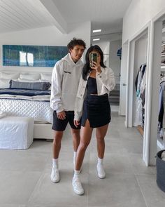 Matching Couples Outfits Summer, Colour Coordinated Outfits Couple, Matching Fits Couples Summer, Twinning Couples Outfits, Couples Casual Outfits, Couple Coordinated Outfits, Twinning Outfits Couple, Matching Couple Outfits Aesthetic Summer, Couple Matching Summer Outfits