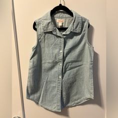 Girls Medium (7/8) Tank Top. Never Worn But Tags Removed. Light Blue Denim Color. Button Up Style. Cat & Jack Brand Button Up Tank Top, Denim Color, Light Blue Denim, Colored Denim, Cat & Jack, Girl Top, Up Styles, Kids Shirts, Blue Denim