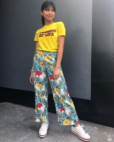 Maine Mendoza Outfit, Maine Mendoza, Mendoza, Theme Song, Film Festival, Parachute Pants, Maine, Actresses, Pants