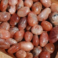 Natural top quality Sunstone crystal tumbled stones from India. These pieces are small size and measure approximately .6 to .9 inches with most measuring .75 inches. These are very special gem quality Sunstone crystals. These super flashy Sunstone tumbled stones are sold in sets of 6 pieces. Sunstone is a crystal of leadership, luck and good fortune. It generates joy and enthusiasm for life. It is an energetically protective stone that enhances creativity, mental clarity, motivation and happines Sunstone Crystal Aesthetic, Sunstone Aesthetic, Sun Stone Crystal, Gemstones Aesthetic, Peach Crystals, Shiny Rocks, Sun Stone