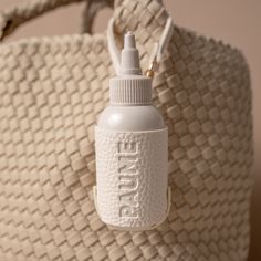 Sanitizing never looked so chic. Made of pebbled vegan leather and matte brass hardware, The Voyager Case holds your Travel Bottle and conveniently clips on to any bag, backpack, belt, diaper bag or stroller. *Travel Bottle sold separately Best Hand Sanitizer, Hello Giggles, Aloe Vera Powder, Beauty Crush, Hand Balm, Cedarwood Essential Oil, Overnight Mask, Exfoliating Cleanser, Cream Nails