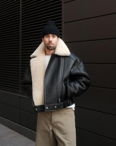 Aviator Jacket Outfit Men, Dobermann Aesthetic, Daniel Simmons, Essential Outfits, Tuff Fits, Leather Jacket Outfit Men, Winter Items