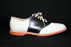 Saddle Oxfords, Mode Retro, Saddle Shoes, Vintage Memory, Baby Boomer, Ballerina Flats, Great Memories, Sweet Memories, The Good Old Days