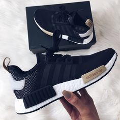 Adidas NMDs - Instagram: @brittany_dawn_fitness. Want theses so bad have to start saving money to get them... Brittany Dawn, Adidas Nmds, Black Nike Shoes, Adidas Shoes Women, Workout Shoes, Adidas Nmd, Jewelry Women, Shoe Obsession, Fashion Sneakers