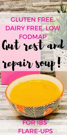 This gluten free, dairy free low FODMAP soup is perfect for days when you don't feel like eating. It's easy to digest and contains plenty of soluble fibre and bone broth to help with resting and repairing the colon. An IBS and IBD friendly recipe. Low Fodmap Soup, Fodmap Soup, Fodmap Recipes Dinner, Low Fodmap Recipes Dinner, Food Map