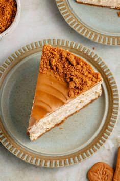 The best Vegan Biscoff Cheesecake! Made with a cookie crust, Biscoff filling, and a layer of Biscoff Spread to make the perfect dessert. Vegan Biscoff Cheesecake, Biscoff Filling, Filipino Bread, Rich Cheesecake, Sweet Bread Rolls, Vegan Chocolate Mousse, Biscoff Cheesecake, Vegan Cheesecake Recipe, Biscoff Spread