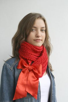 Red Scarf Shawl Neckwarmer Christmas by denizgunes Elegant Scarf, Brioche Stitch, Christmas Scarf, Ribbon Christmas, Elegant Scarves, Ribbon Gift, Red Midi, Red Scarf, Christmas Gifts For Girls