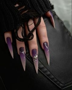 Purple Stiletto Nails, Uñas Ideas, Designs For Short Nails, Sharp Nails, Airbrush Nails, Vintage Nails