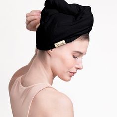 Eco-Friendly Hair Towel is a luxuriously soft & absorbent hair towel and is consciously created from organic cotton & bamboo, making them kind to the environment and gentle on your skin & hair. Hair Towels, Hair Towel Wrap, Hair Turban, Black Curly Hair, Hair Towel, Packing Design, Shower Routine, Hair Breakage, Anne Hathaway