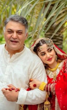 Father Daughter Photography Poses, Father And Daughter Wedding Pictures, Father Daughter Wedding Pictures, Wedding Photo Must Haves, Shadi Pic, Father Daughter Poses, Father Daughter Pictures, Marriage Pics, Nikkah Photography