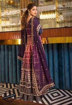 Brand: ASIM JOFAProduct Code: Jaan-e-Adaa Sajal Edition AJSE-11Collection: Jaan-e-Ada by Asim Jofa Unstitched Collection 2022Fabric: Crepe Silk Product Details: Embodying an aura of grace, Sajal Aly looks stunning in this iridescent attire rendered in a beautiful shade of magenta that seeps aesthetically into deep purple. The amazingly fitting backdrop on crepe silk with cross stitch topped with rose gold sequins makes a brilliant geometric design. The look is complete with a heavily rendered ch Sajal Aly, Asim Jofa, Rose Gold Sequin, Chiffon Dupatta, Dyed Silk, Silk Trousers, Gold Sequins, Silk Pants, Silk Dyeing