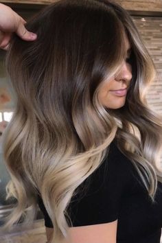 Long Hair Trends, Ombre Hair Blonde, Brunette Hair With Highlights, Spring Hair Color, Hair Done, Brown Hair Balayage, Dark Brown Hair Color, Ombré Hair, Hair Color For Women