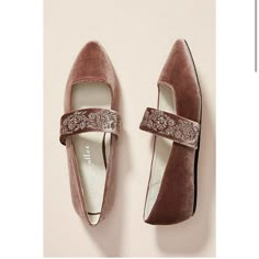 Taupe-Vt Velvet Decorative Dress Flat Made By Bettye Muller New York Velvet Flat Shoes, Taupe Flats, Sparkle Flats, Leopard Pumps, Chic Flats, Velvet Flats, Burgundy Shoes, Black Flats Shoes, Stunning Shoes