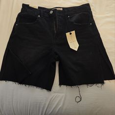 High Waited Long Shorts With Slits In The Side. Tag Says 27 But Honestly They Fit More Like A 26 So That's The Size I Put. Long Shorts, Shorts Black, Black Denim Shorts, Black Denim, Denim Shorts, High Waist, High Waisted, Womens Shorts, Women Shopping