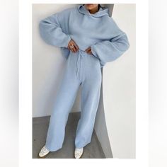 Color Powder Blue Runs Over Sized Matching Set Size S,M,L Sweat Suits Women, Sport Sweater, Style Sportif, Traje Casual, Sweatshirt Set, Sports Sweatshirts, Loose Outfit, Knit Hoodie, Loungewear Set