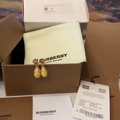 Authentic Bnwt Burberry Faux Pearl Charm Earrings Gold Plated Brand New Smoke Free Environment Burberry Jewelry, Burberry Vintage, Mini Hoop Earrings, Mismatched Earrings, Vintage Burberry, Pearl Charms, Earrings Color, Edge Design, Pearl Drop