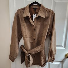 Brand New, Never Used. Brown Color. Suede Fabric, M Size, Loose Fit. Trendy Fall Shirt For Brunch, Fitted Shirt For Fall Brunch, Oversized Shirt With Belt, Shirt With Belt, Jean Button Up Shirt, Blue Linen Shirt, Oversized Linen Shirt, Banana Republic Jeans, Basic Jackets