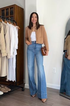 5 Ways to Style Wide Leg Jeans - LIFE WITH JAZZ Professional Workwear Women, Office Outfits With Jeans, Female Ceo Outfits, Casual Aesthetics, Life With Jazz, Female Ceo, Palazzo Jeans