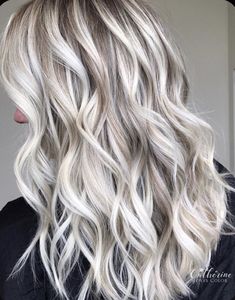 Platinum Babylights, Aesthetic Honey, Blonde Specialist, Cool Blonde Hair, Honey Color, Balayage Blonde