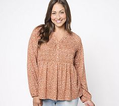 When you're looking to boost your basics, this printed peasant blouse delivers that laid-back vibe you love in a stepped-up silhouette that levels up your look. From Canyon Retreat. Knit Blouse, Peasant Blouse, Long Sleeve Knit, Shirt Blouses, Knitting, Long Sleeve