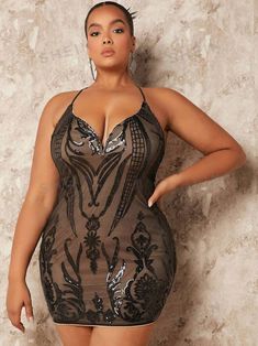 Free Returns ✓ Free Shipping✓. SHEIN BAE Christmas Plus Sequin Mesh Insert Crisscross Backless Bodycon Dress- Plus Size Dresses at SHEIN. Night Club Dress, Backless Bodycon Dresses, Bodycon Dress Online, Club Dress, Fashion People, Green Midi Dress, Curvy Girl Outfits, Fashion Online Shop, Night Club