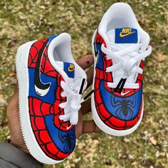 Custom Baby Shoes, Air Force One Shoes, Toddler Nike Shoes, City Sneakers, Man Sneakers, Spiderman Birthday Party, Custom Painted Shoes, Nike Air Jordan Shoes, Custom Shoes Diy