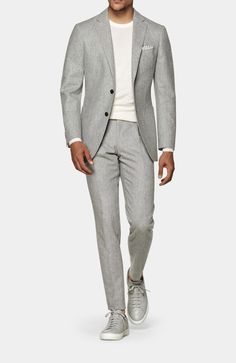 Grey Blazer Outfit Men Casual, Light Grey Blazer Outfit Men, Light Grey Suit Men, Summer Suits Men, Suits And Sneakers, Casual Grooms, Sneakers Outfit Men, Grey Suit Men, Mens Smart Casual Outfits