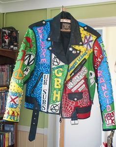 Punk Rock Jacket, Folk Punk Jacket, Punk Style Denim Jacket With Graphic Print, Painted Leather Jacket Punk, Punk Biker Jacket With Graphic Print, Rock Jacket, Ideas For Clothes