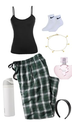 Sleep Fits Aesthetic, Comfy Pajama Outfits, Pajamas Outfit Ideas, Pj Outfit Ideas, Cute Pjs Outfits, Pajama Day Outfits, Cute Nerd Outfits, Pjs Outfits, Nerd Outfits