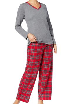 Cozy Comfort & Classic Style: Charter Club Plaid Flannel Pajama Top! Warm & Snuggly: Indulge in the ultimate comfort of soft and breathable flannel fabric, perfect for chilly nights. Timeless Plaid Design: Classic Brinkley plaid pattern adds a touch of style and makes it perfect for year-round wear. Relaxed Fit: Loose silhouette drapes comfortably for a restful night's sleep or lazy mornings. Functional Pockets: Side pockets offer convenient storage for your essentials. Easy Care: Machine-washab Flannel Pajama Pants, Soft Pajamas, Flannel Pajamas, Cozy Flannel, Famous Designers, Plaid Design, Charter Club, Pajama Top, Flannel Fabric