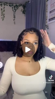 𝐉𝐮𝐬📞𝐦𝐞 𝐓𝐮𝐥𝐚 on Instagram: "Quick Loc Bob Hairstyle😍 #locmaintenance #lochairstyles #explore page✨" Marley Twist Loc Knot Bob, Loc Knot Bob Short Locs, Faux Locs Bob Hairstyles, Loc Bobs For Women, Middle Part Loc Bob, Locs Bob Hairstyles For Women, Loc Bob With Curls, Faux Locs Bob Style, Soft Loc Bob With Barrel Ends