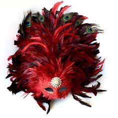 Women's red feather masquerade mask with a brooch. Venetian Ball, Masquerade Mask Women, Elegant Face Mask, Masquerade Ball Masks, Mask Venetian, Brazilian Carnival, Plague Mask, Thank You Wishes, Metal Mask