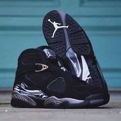 Nb Sneakers, Air Jordan 8 Retro, Nike Air Jordan 8, Sport Pictures, Air Jordan 8, Reflective Shoes, Adidas Shoes Outlet, Free Runs, Shoes Free